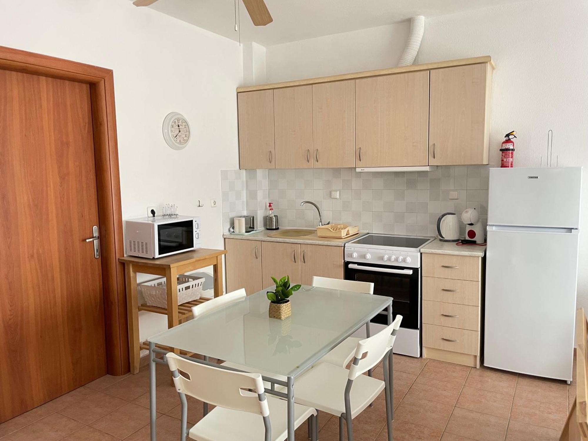 Sea View Apartments 2 Kриопиги Екстериор снимка